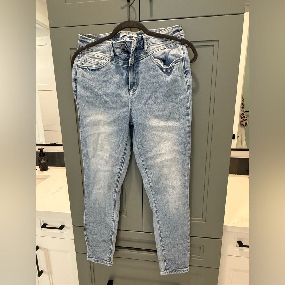 Judy Blue Light Blue Skinny Jeans